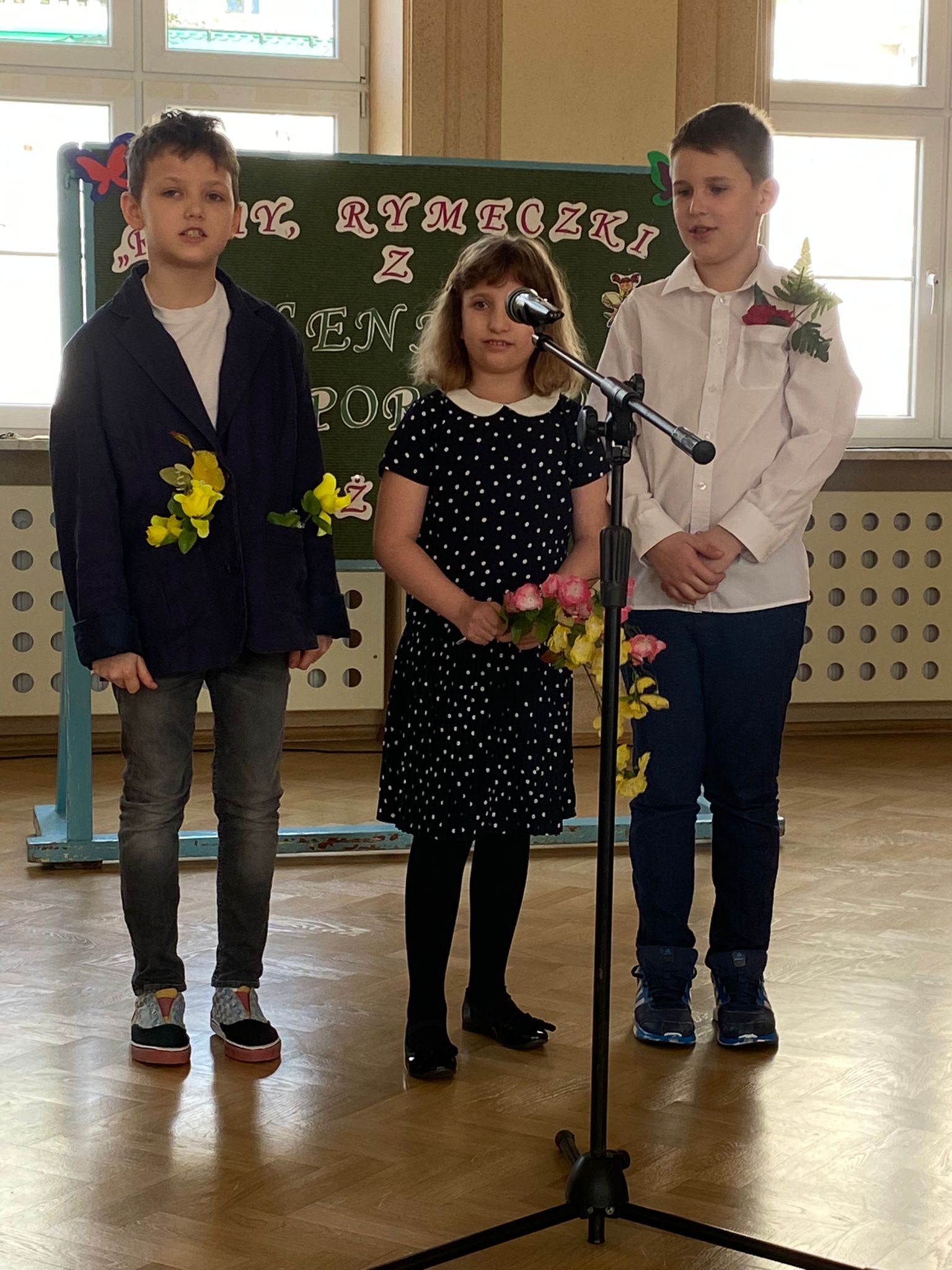 Konkurs recytatorski „Rymy, rymeczki z wiosenno-sportowo książeczki”.
