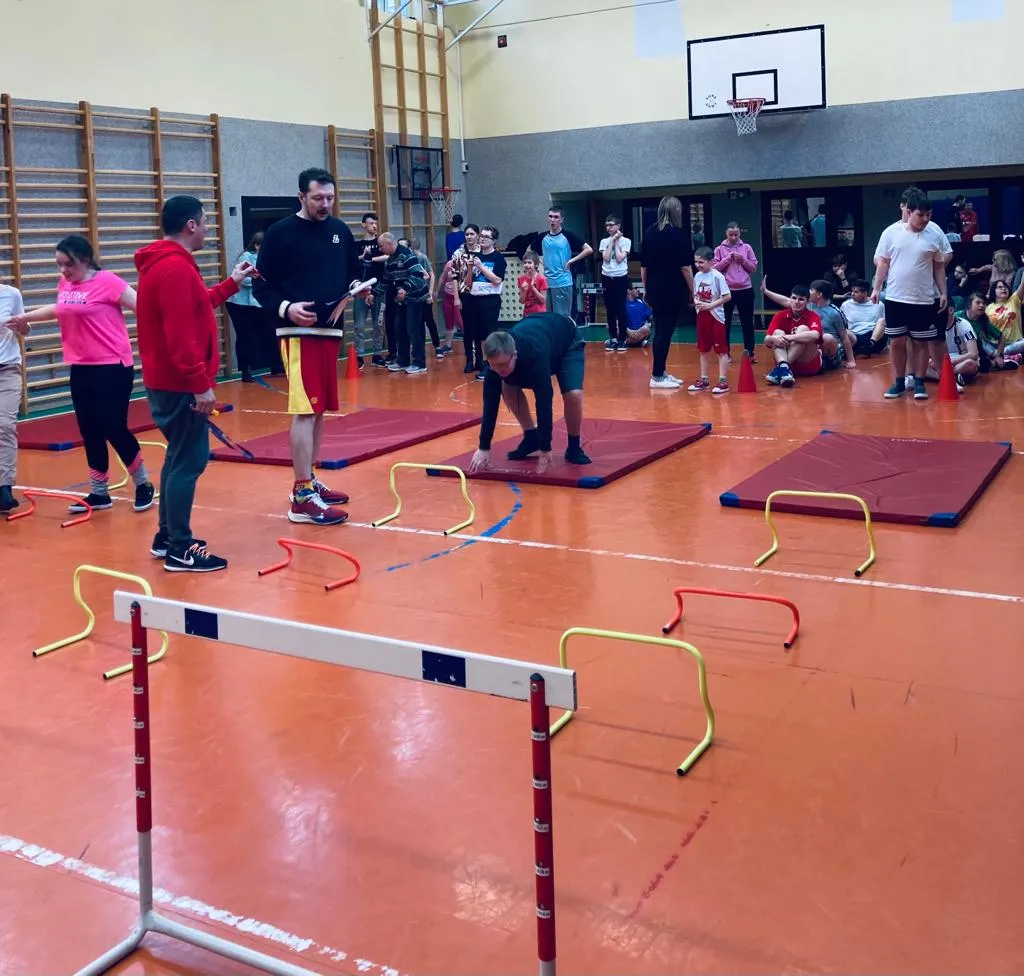 ZDROWO NA SPORTOWO